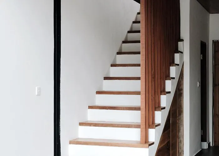 Loft With Rooftop! Hidden Gem! Villa