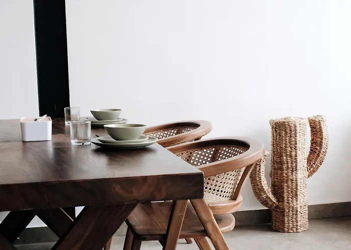 Loft With Rooftop! Hidden Gem! Villa Canggu (Bali)