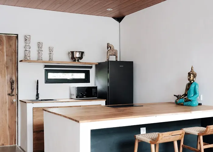 Loft With Rooftop! Hidden Gem! Villa *